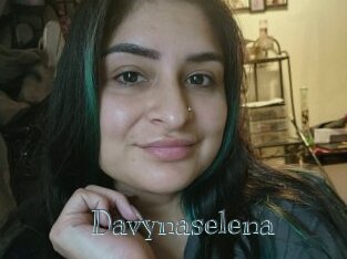 Davynaselena