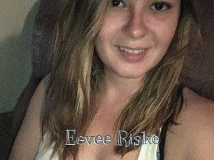 Eevee_Riske