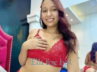 Elli_fox_hot