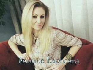Femme_Bagheera