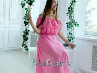 MiaEvanly