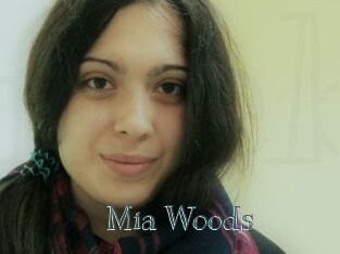 Mia_Woods