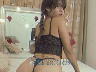 Mia_hot18x