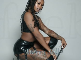 Tierra_doll